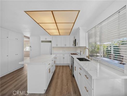 2035 E Orangeview Lane, Orange, CA