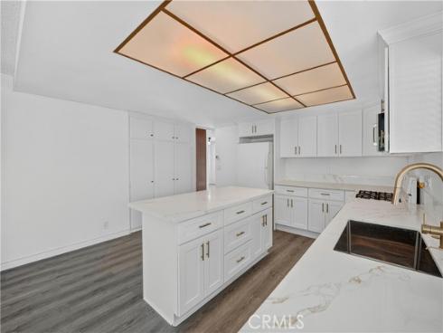 2035 E Orangeview Lane, Orange, CA