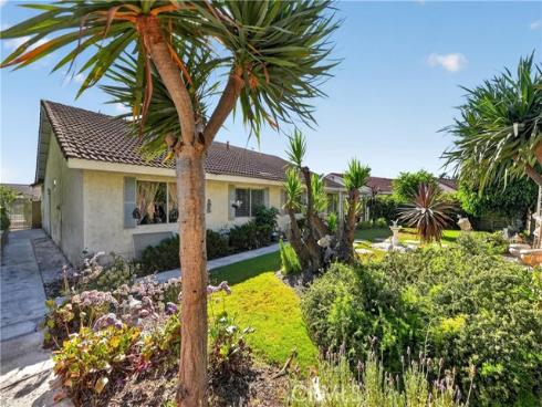 2035 E Orangeview Lane, Orange, CA