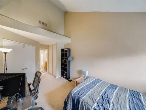 5722 E Stillwater  42 , Orange, CA