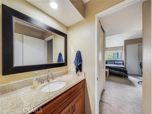 5722 E Stillwater  42 , Orange, CA