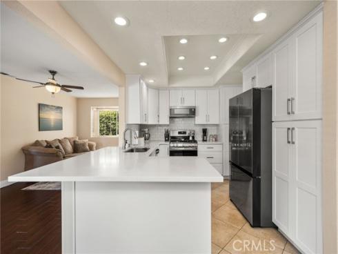 3121 N Hearthside , Orange, CA