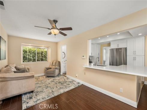 3121 N Hearthside , Orange, CA