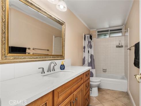 3121 N Hearthside , Orange, CA