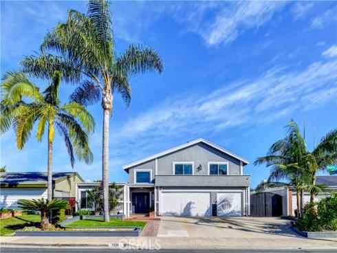1126  Naples  , Placentia, CA