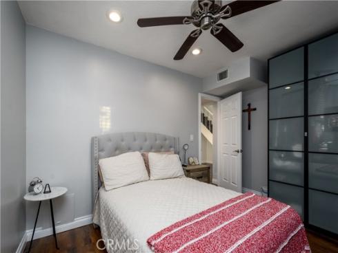 1126  Naples  , Placentia, CA