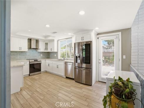 1618 Salmon River , Placentia, CA