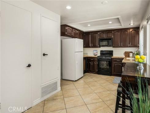 306  Los Padres   Lane, Placentia, CA