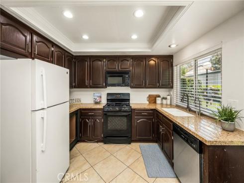 306  Los Padres   Lane, Placentia, CA