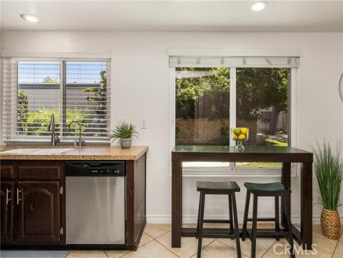 306  Los Padres   Lane, Placentia, CA
