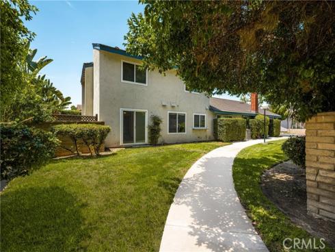 306  Los Padres   Lane, Placentia, CA