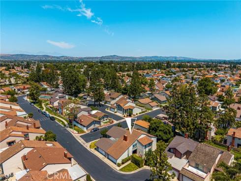 306  Los Padres   Lane, Placentia, CA