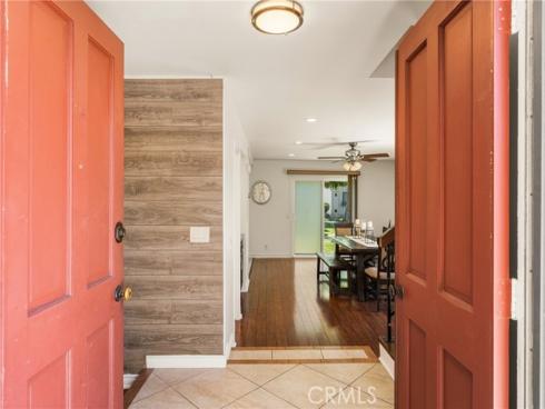306  Los Padres   Lane, Placentia, CA