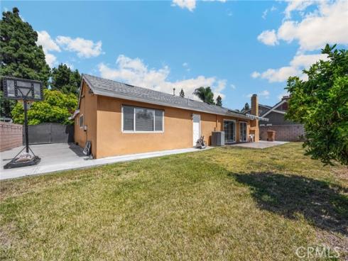 1545 La Salle Circle, Placentia, CA