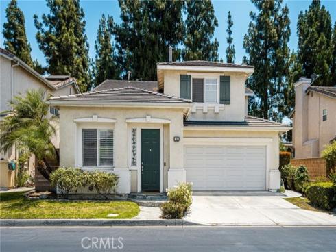 324 Adella Lane