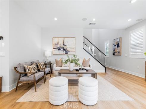 581 Patten , Placentia, CA