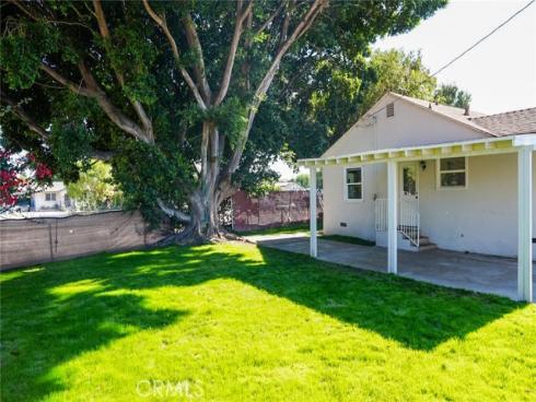 1664 Oak , Placentia, CA
