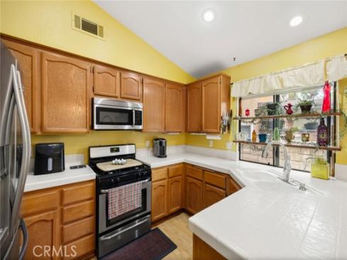 1213  Eckenrode  , Placentia, CA