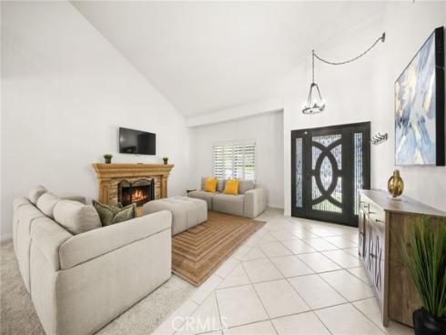 731  Langer  , Placentia, CA