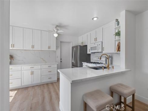261  Chinook  , Placentia, CA