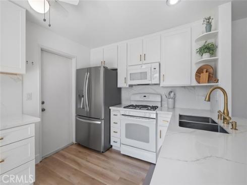261  Chinook  , Placentia, CA