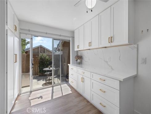 261  Chinook  , Placentia, CA