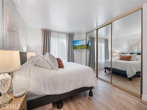 261  Chinook  , Placentia, CA