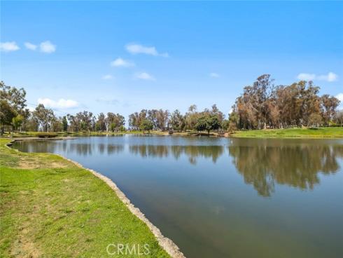 261  Chinook  , Placentia, CA