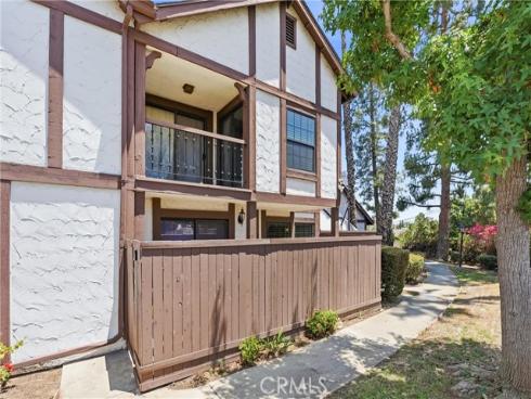 1501  Canterbury  19-C , Placentia, CA