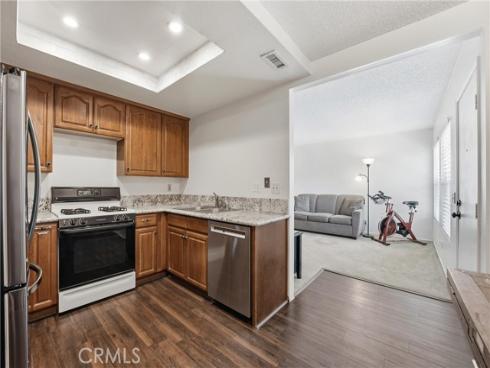 1501  Canterbury  19-C , Placentia, CA