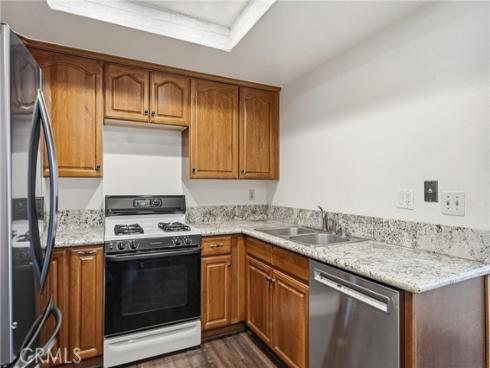 1501  Canterbury  19-C , Placentia, CA