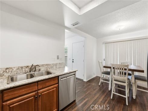 1501  Canterbury  19-C , Placentia, CA