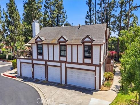 1501  Canterbury  19-C , Placentia, CA