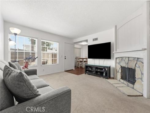 1501  Canterbury  19-C , Placentia, CA