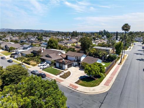 402 Hillcrest , Placentia, CA