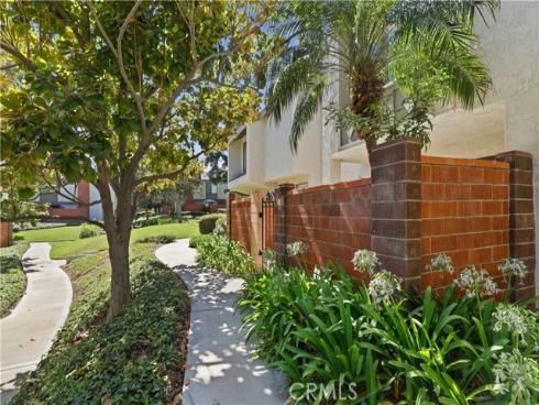 1609  Sherwood Village   Circle, Placentia, CA