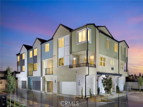 1425 E Via Acero