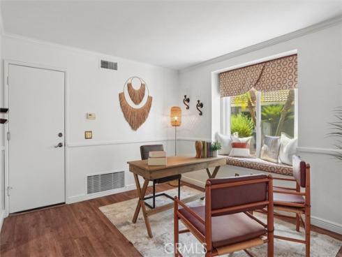 825  Gutmann  , Placentia, CA