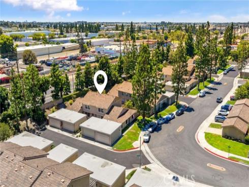 307  Aqueduct   Court, Placentia, CA