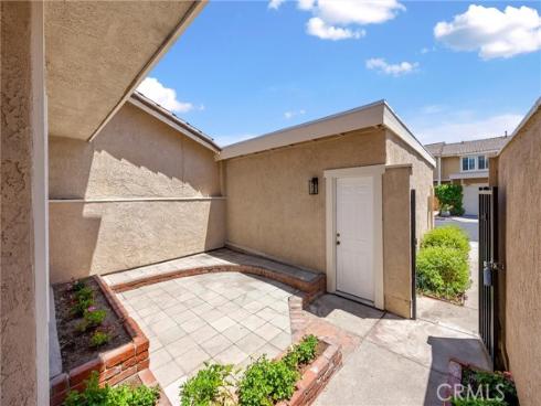 307  Aqueduct   Court, Placentia, CA