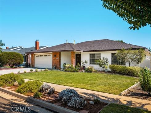 524 Whitten Way