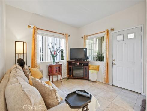 7  Via Cresta  , Rancho Santa Margarita, CA