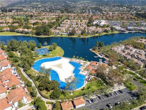 13  Milkwood  111 , Rancho Santa Margarita, CA