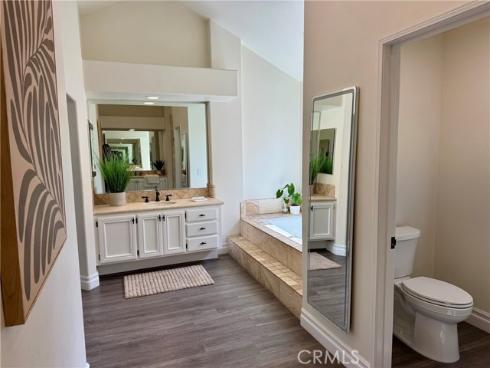 21  Summitcrest  , Rancho Santa Margarita, CA