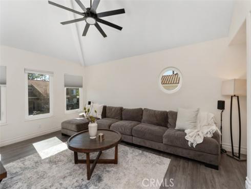 21  Summitcrest  , Rancho Santa Margarita, CA