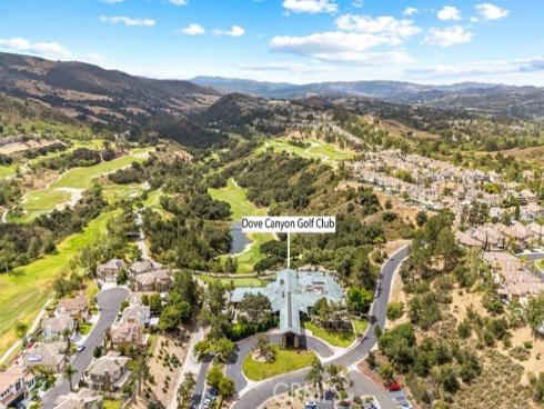 21  Summitcrest  , Rancho Santa Margarita, CA