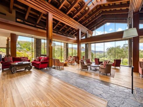 21  Summitcrest  , Rancho Santa Margarita, CA