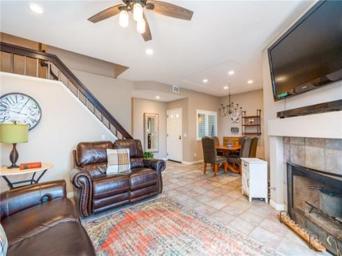 44  Pinzon  , Rancho Santa Margarita, CA