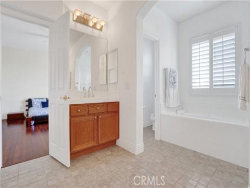 33  Acanthus  , Rancho Santa Margarita, CA