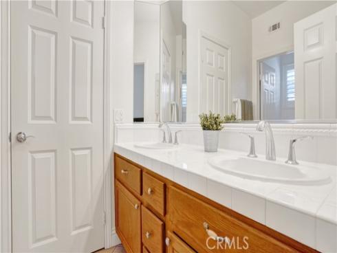 33  Acanthus  , Rancho Santa Margarita, CA